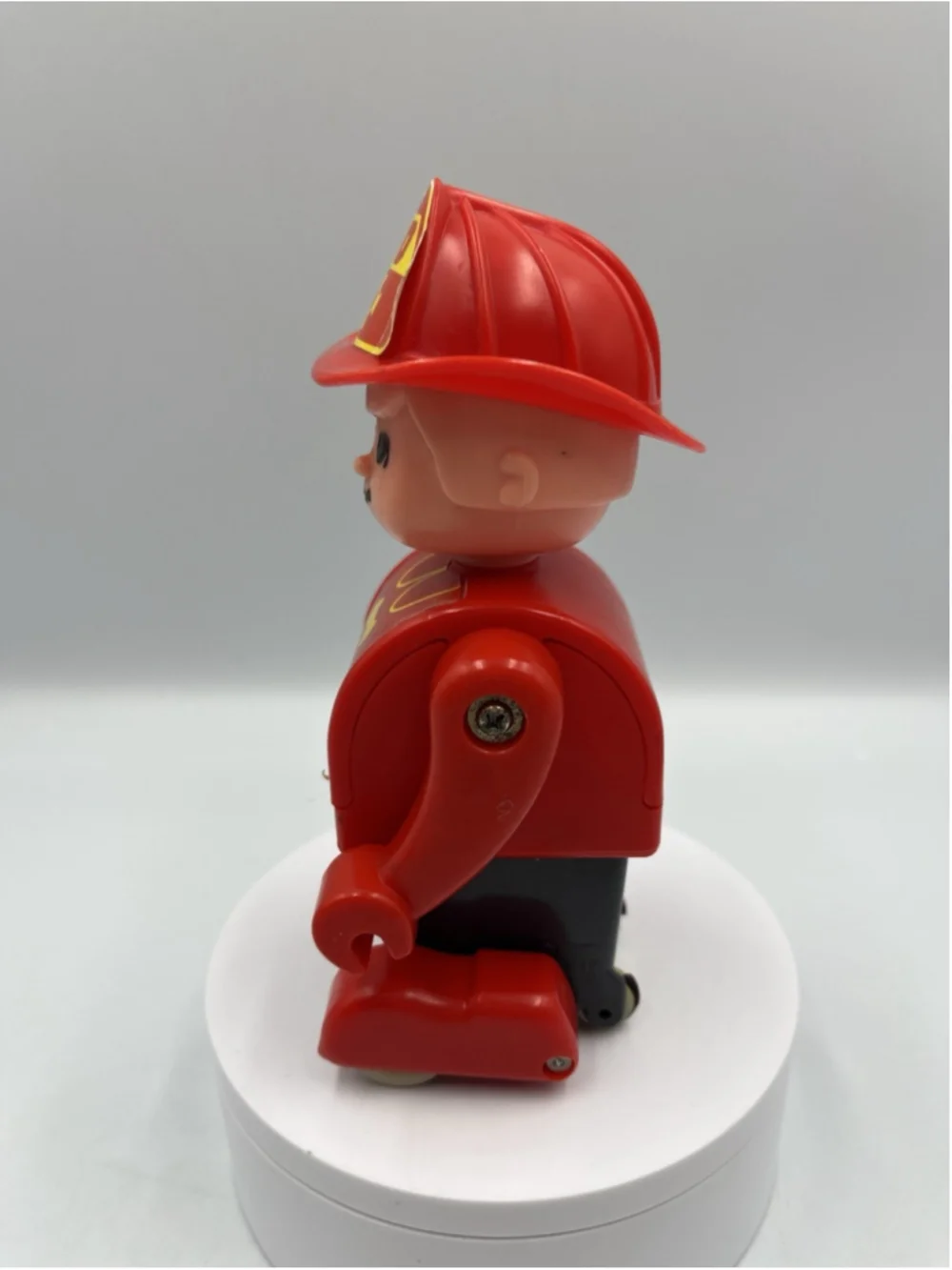 VINTAGE PUSHKINS Vintage Fire Man TOMY 1976 Push N Go Action Figure